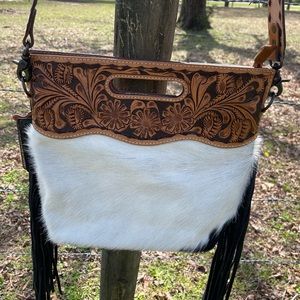 🌹❣️🌹Western Genuine Black And White Cowhide Black Leather Tooled Strap P…